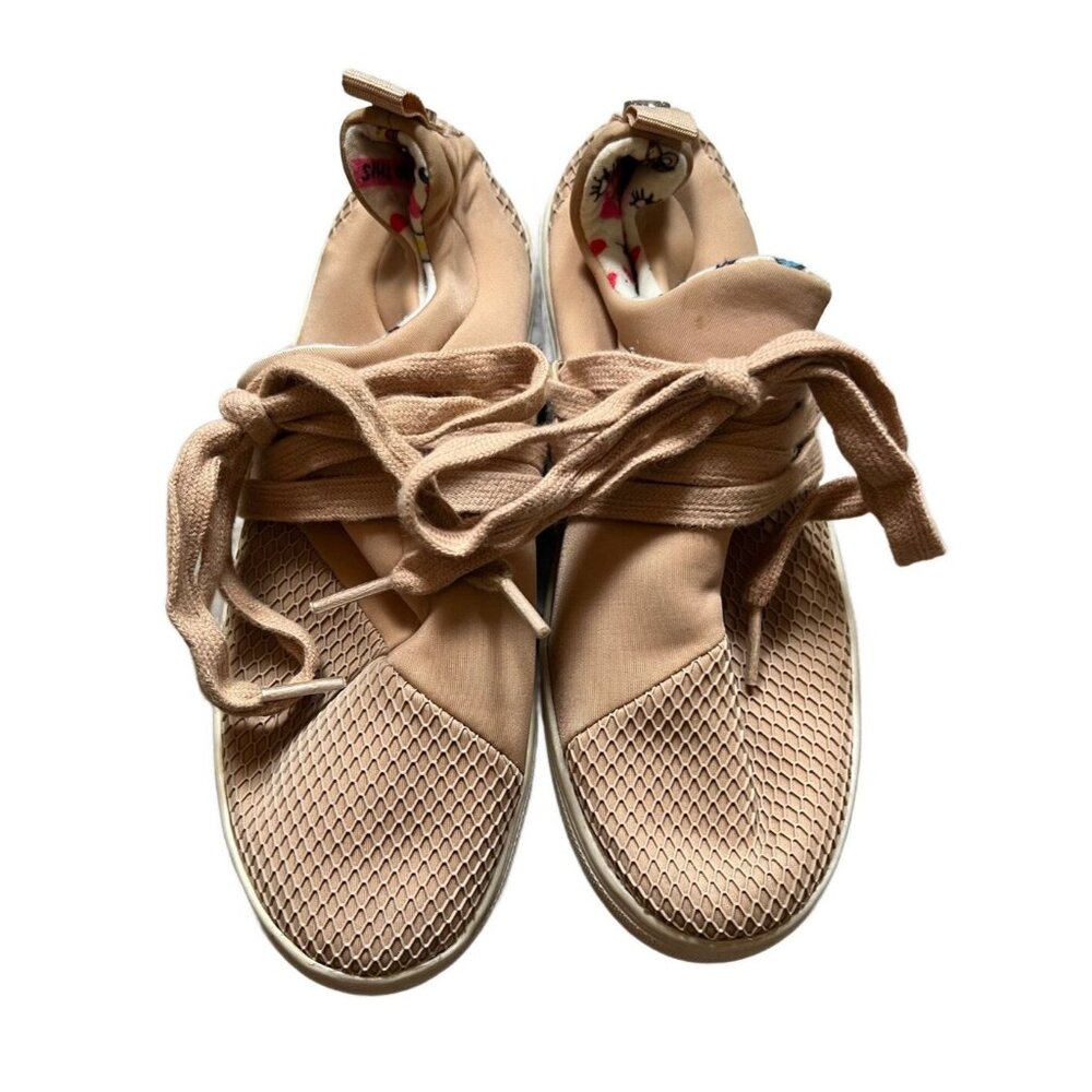 Adorable Steve Madden Sneakers